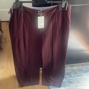 Poetry light weight pants maroon color.
